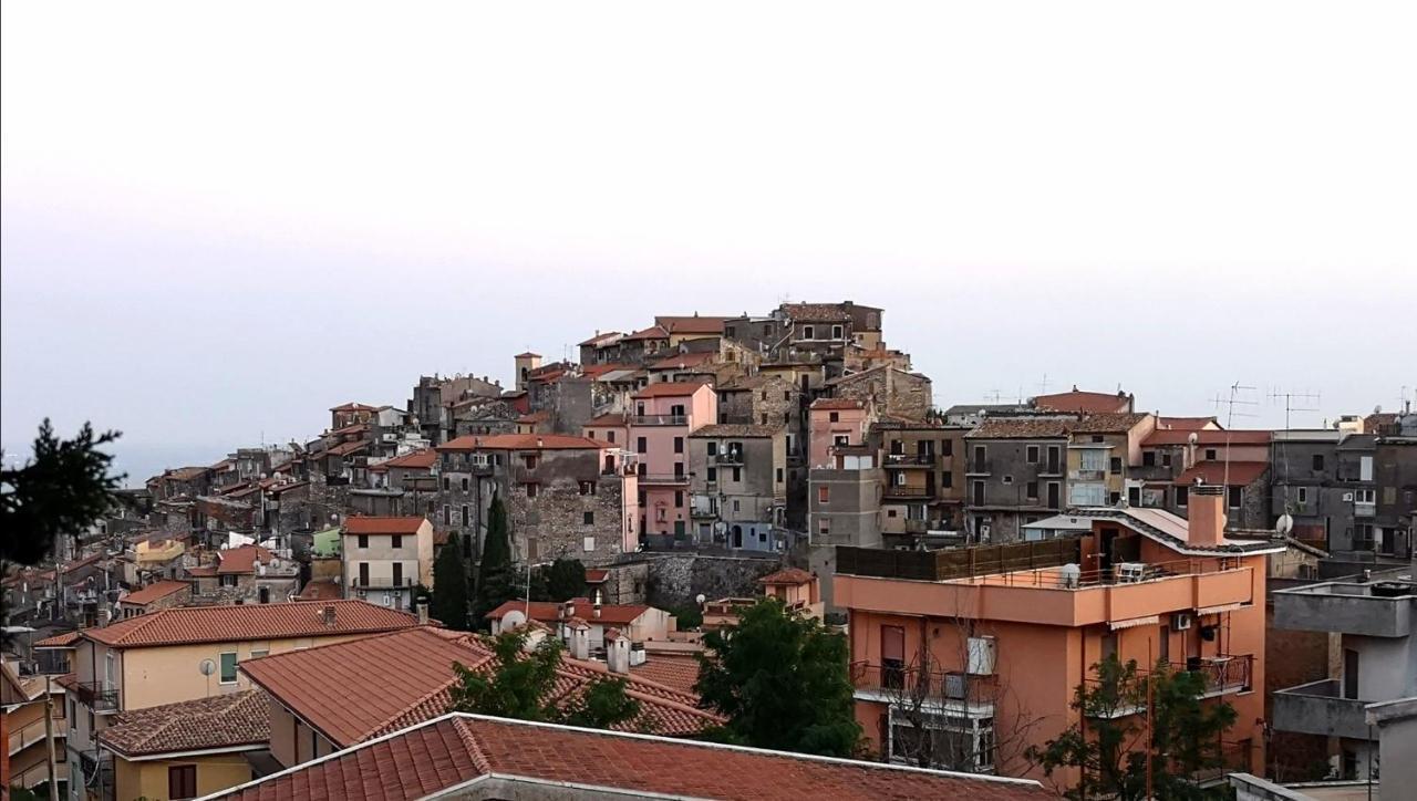 Casetta Nel Centro Storico Apartment Norma Exterior photo